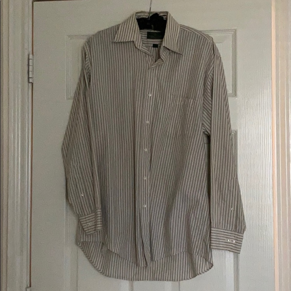 ‼️Men’s Long sleeve Button down shirt‼️
